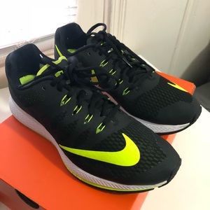 Nike Zoom Elite 7 size 8.5 Men